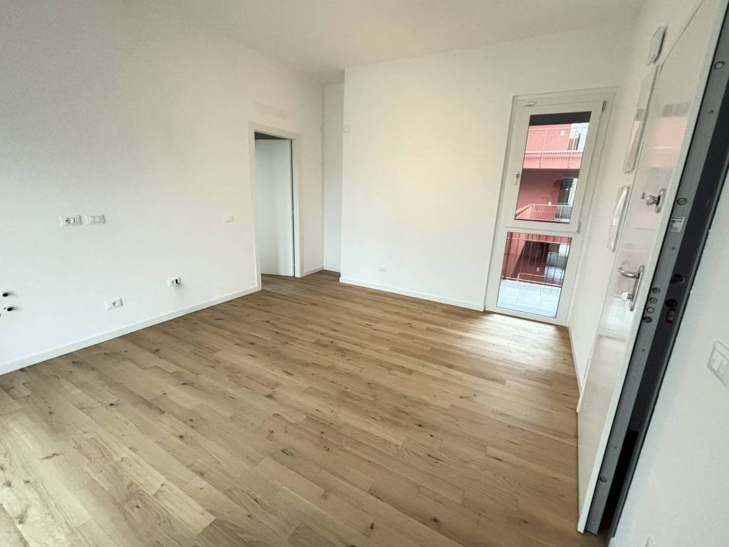 appartamento in vendita a Milano in zona Corvetto