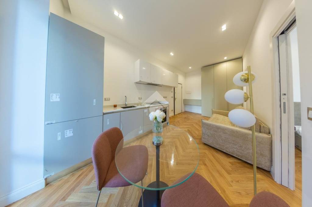 appartamento in vendita a Milano in zona Isola