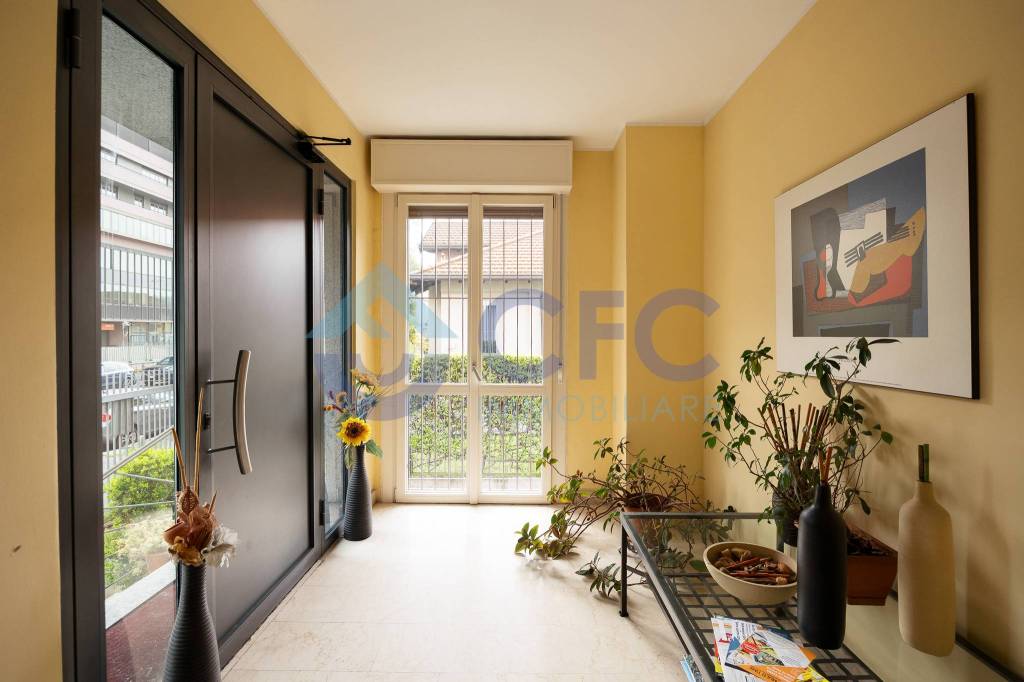 ufficio in vendita a Milano in zona Isola