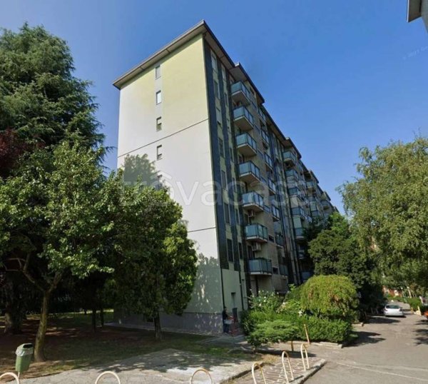 appartamento in vendita a Milano in zona Gallaratese