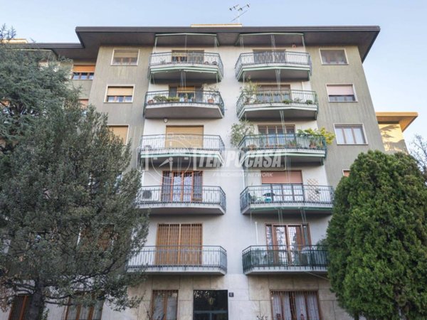 appartamento in vendita a Milano in zona Precotto