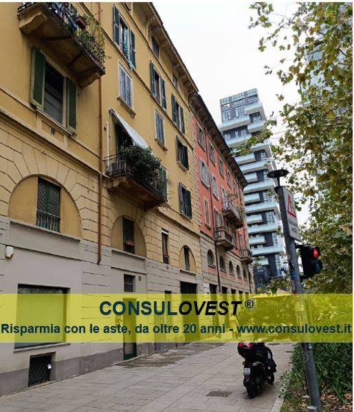 appartamento in vendita a Milano in zona Porta Nuova