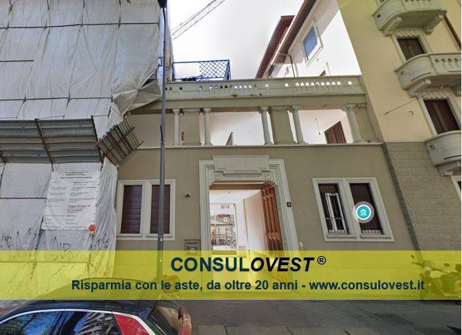 appartamento in vendita a Milano in zona Città Studi