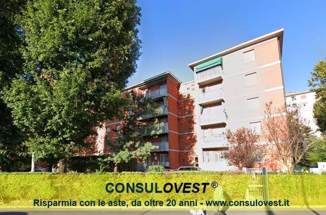 appartamento in vendita a Milano in zona Comasina