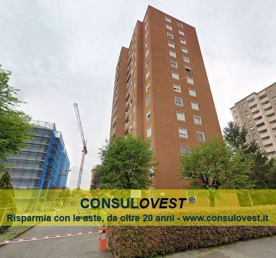appartamento in vendita a Milano in zona Gallaratese