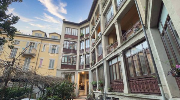 appartamento in vendita a Milano in zona Casoretto