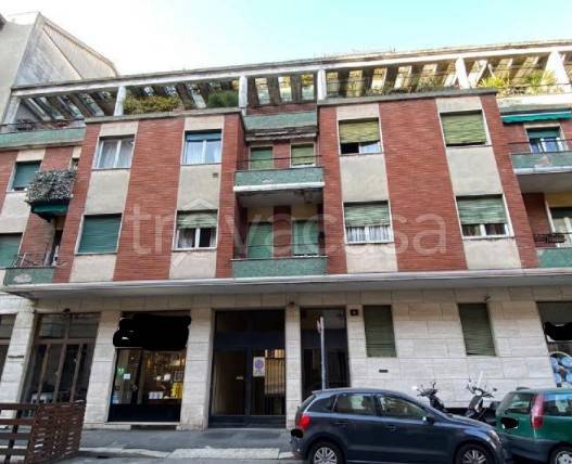 appartamento in vendita a Milano in zona Piazzale Lodi