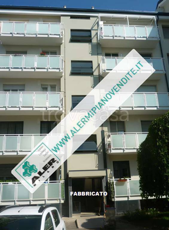 appartamento in vendita a Milano in zona Quarto Oggiaro