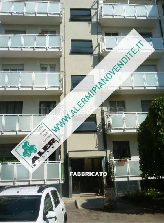appartamento in vendita a Milano in zona Quarto Oggiaro