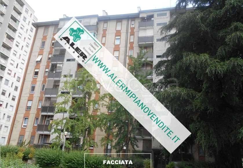 appartamento in vendita a Milano in zona Gallaratese