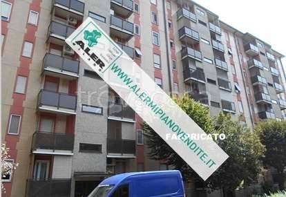 appartamento in vendita a Milano in zona Gallaratese