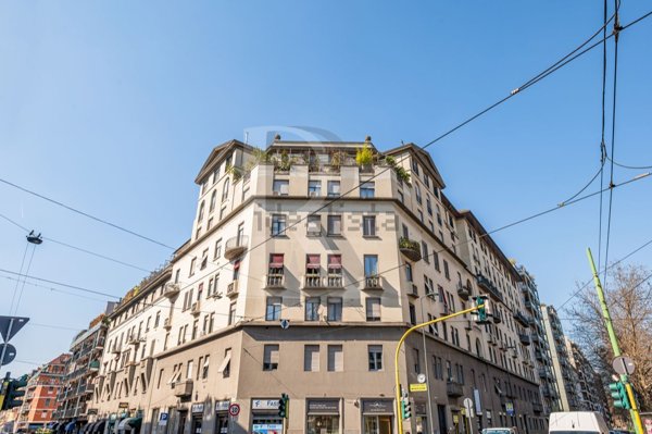 appartamento in vendita a Milano in zona Sempione