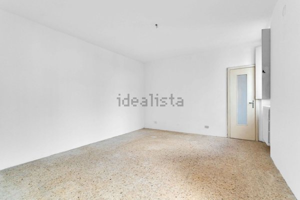 appartamento in vendita a Milano in zona San Cristoforo