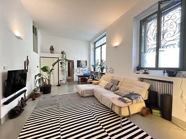 appartamento in vendita a Milano in zona Porta Garibaldi