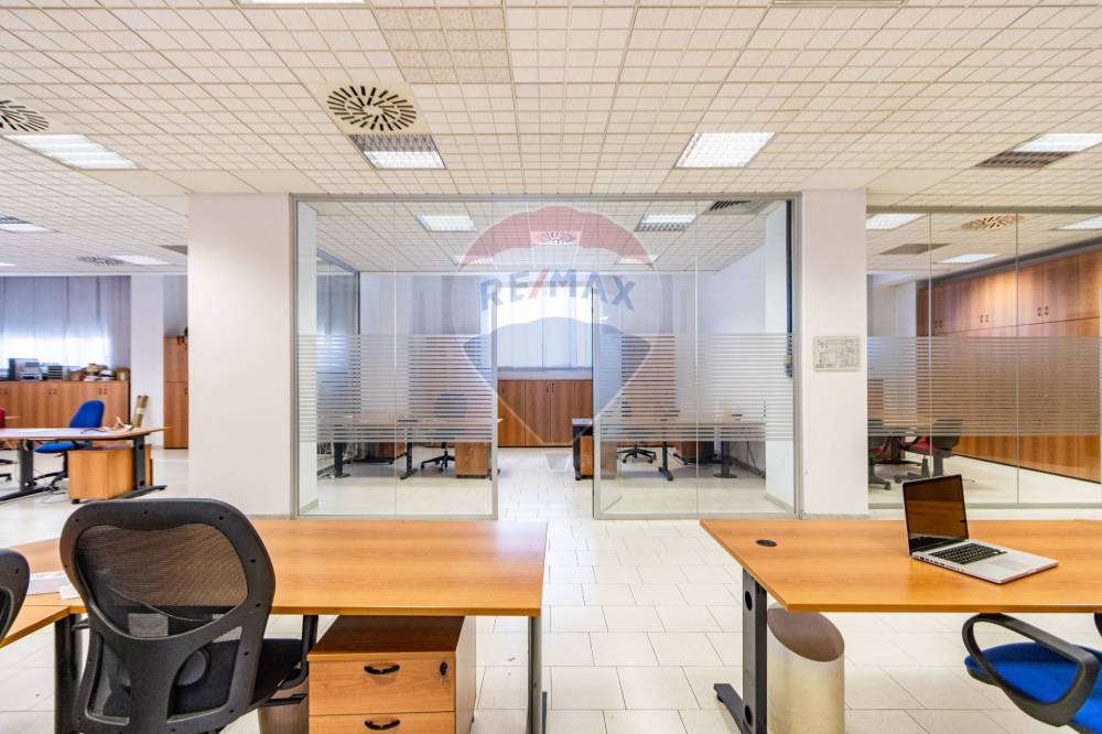 ufficio in vendita a Milano