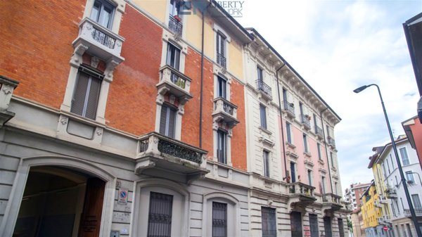 appartamento in vendita a Milano in zona Dergano