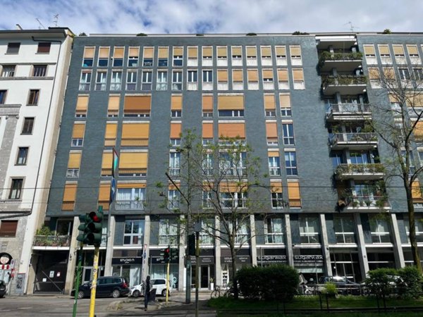 appartamento in vendita a Milano in zona Porta Garibaldi