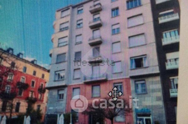appartamento in vendita a Milano in zona Sempione