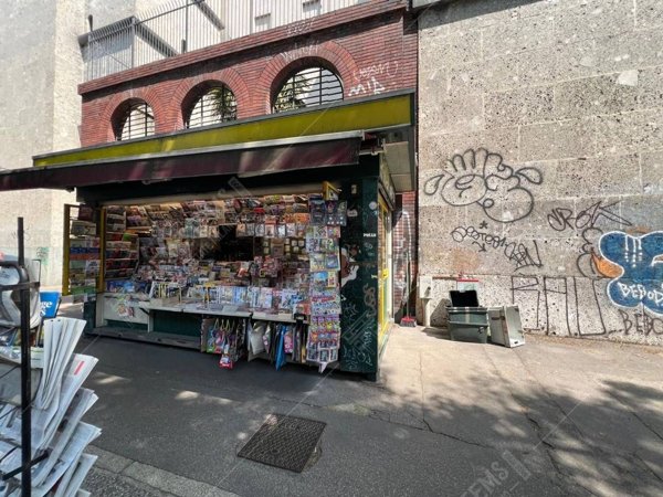 negozio in vendita a Milano in zona Città Studi