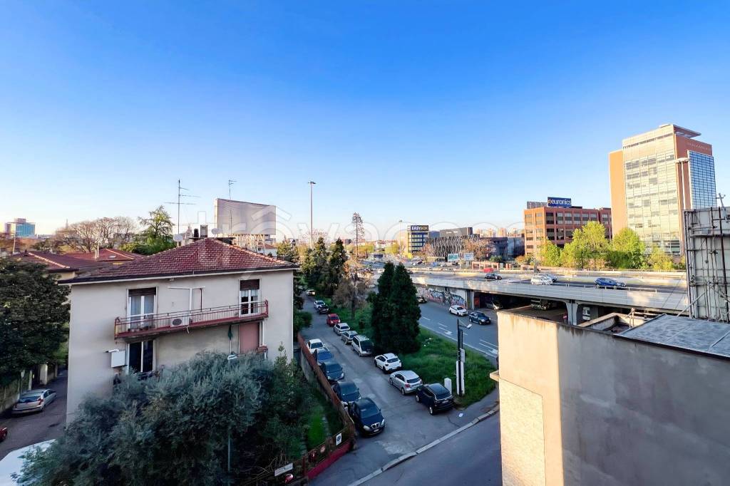 appartamento in vendita a Milano in zona Musocco