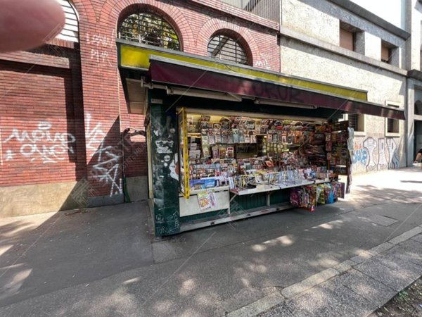 negozio in vendita a Milano in zona Città Studi