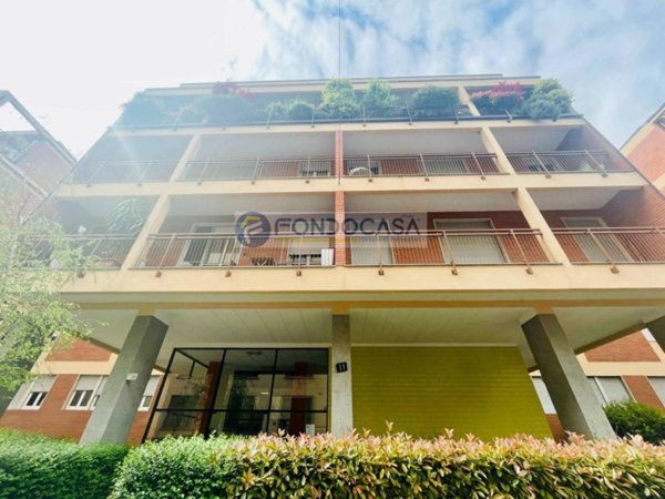 appartamento in vendita a Milano in zona Rogoredo