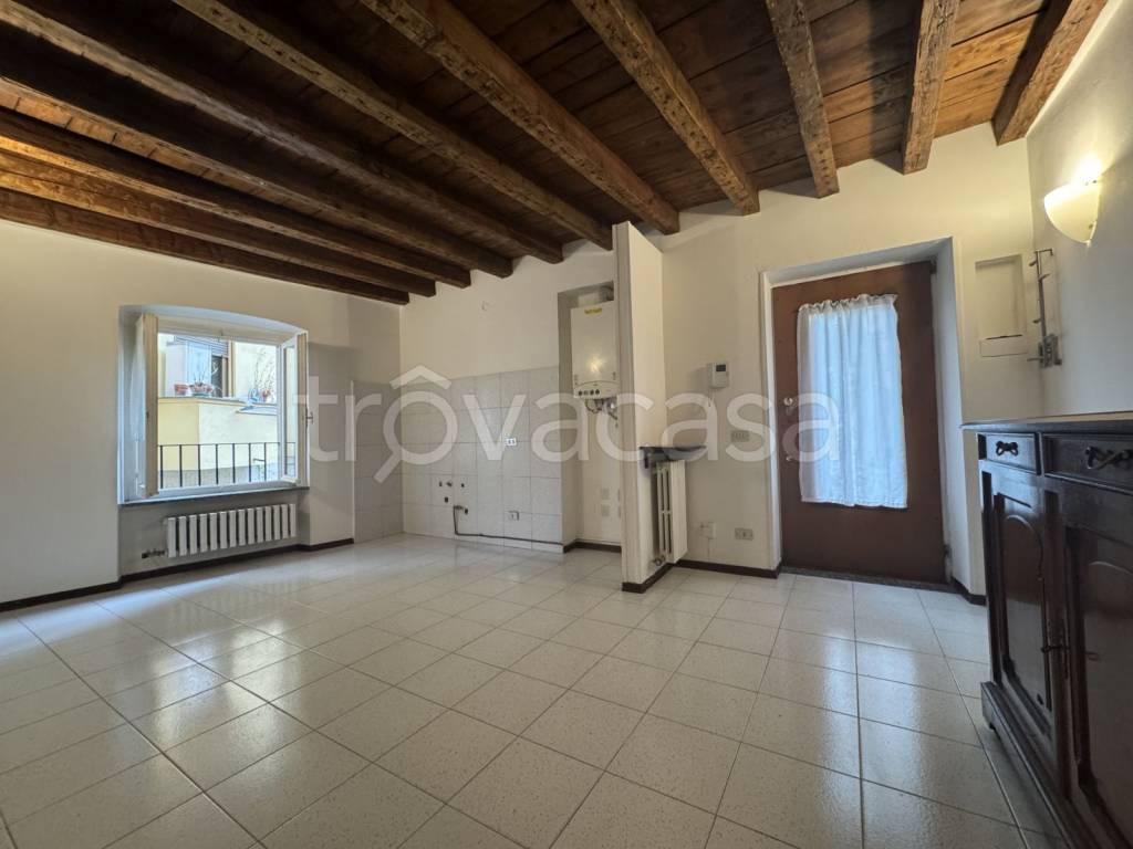 appartamento in vendita a Milano in zona Piazzale Lodi
