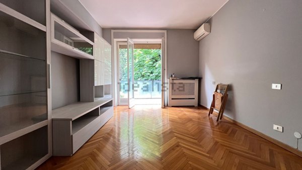 appartamento in vendita a Milano in zona Maggiolina