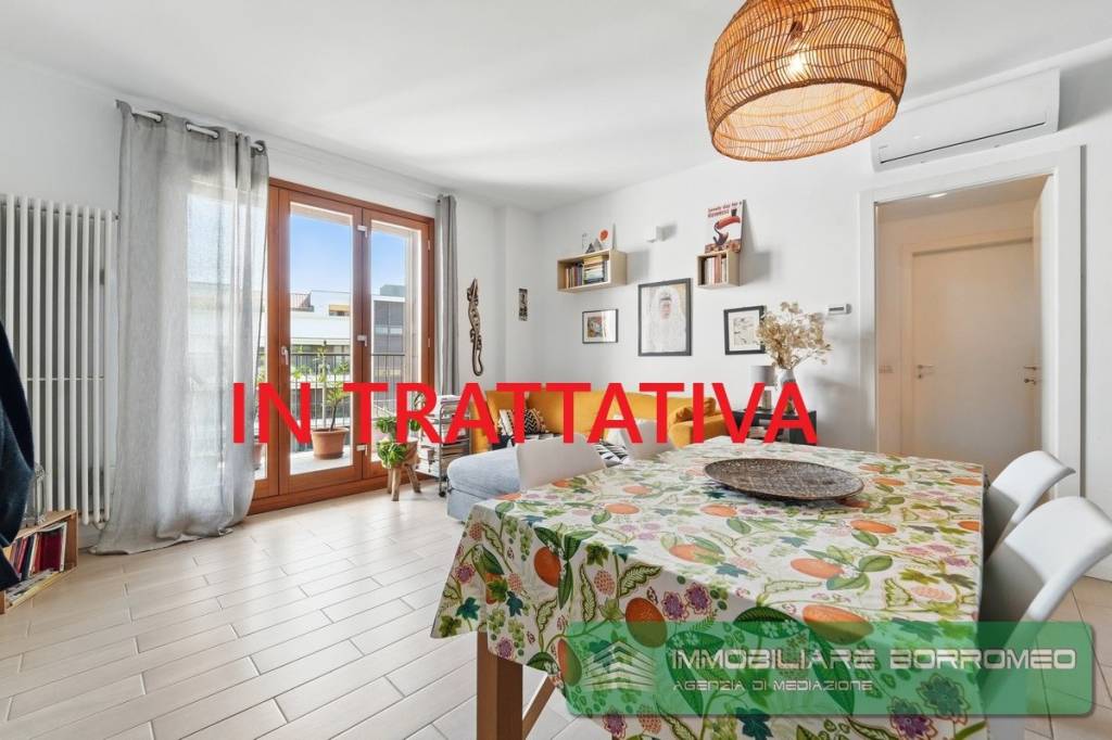 appartamento in vendita a Milano in zona Baggio