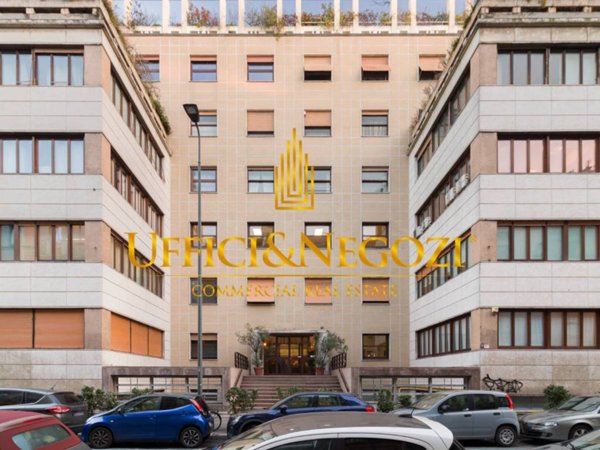 ufficio in vendita a Milano in zona Loreto