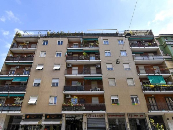 appartamento in vendita a Milano in zona Adriano