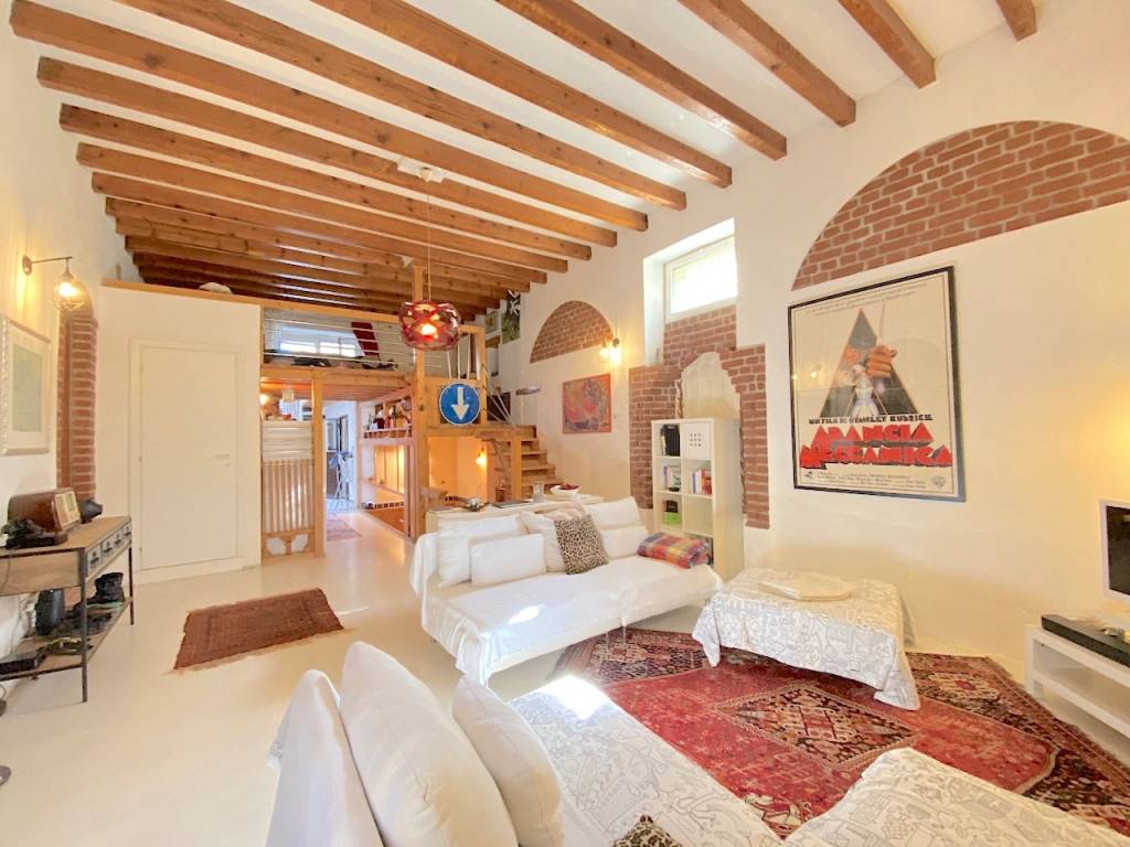 appartamento in vendita a Milano in zona Bovisa