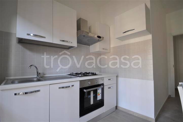 appartamento in vendita a Milano in zona Famagosta