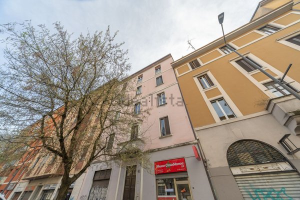 appartamento in vendita a Milano in zona Corvetto
