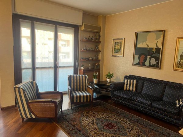 appartamento in vendita a Milano in zona Trenno