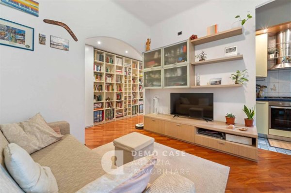 appartamento in vendita a Milano in zona Segnano
