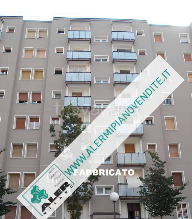 appartamento in vendita a Milano in zona Quarto Oggiaro