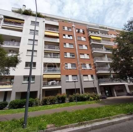 appartamento in vendita a Milano in zona Quarto Oggiaro