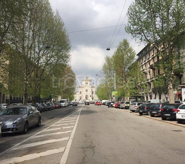appartamento in vendita a Milano in zona Porta Garibaldi