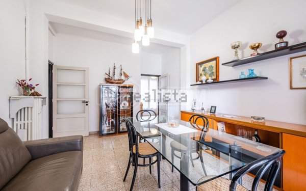 appartamento in vendita a Milano in zona Vigentino