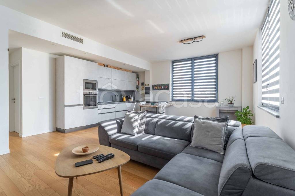 appartamento in vendita a Milano in zona Gratosoglio