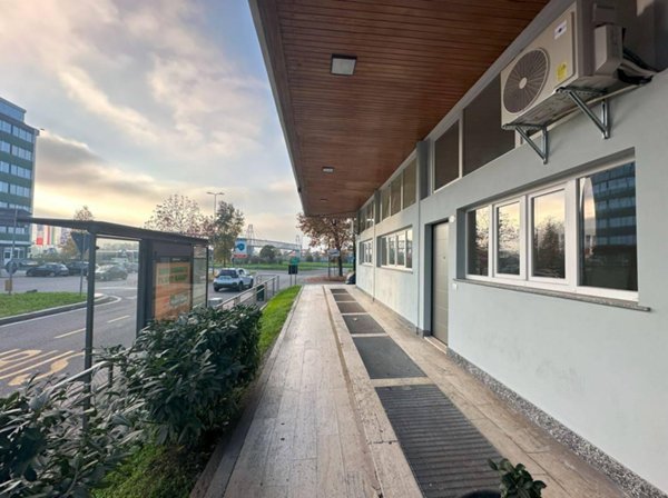 appartamento in vendita a Milano in zona Famagosta
