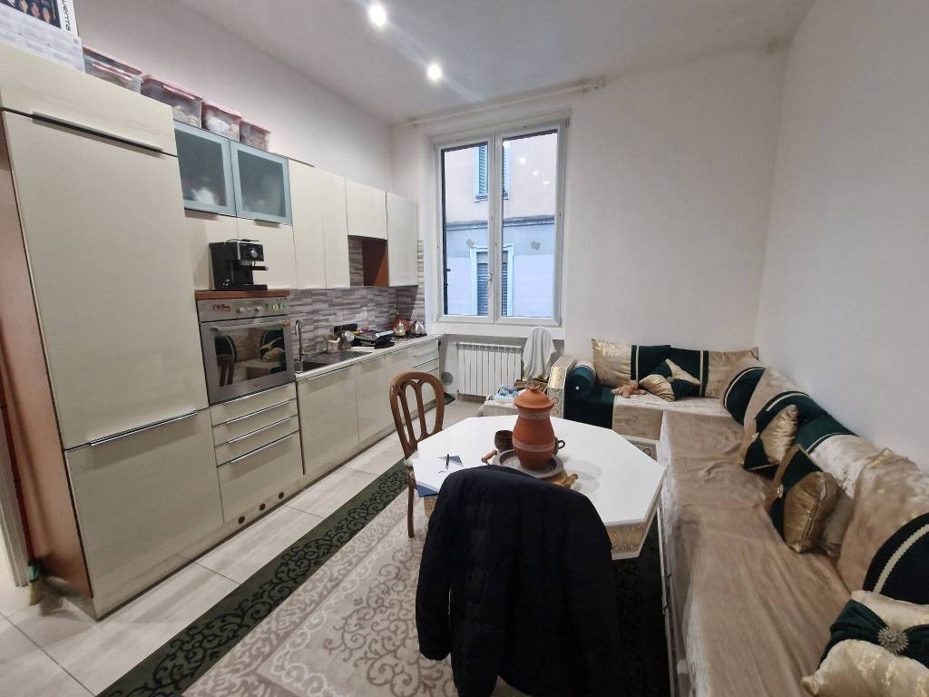 appartamento in vendita a Milano in zona Baggio