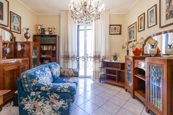 appartamento in vendita a Milano in zona Loreto
