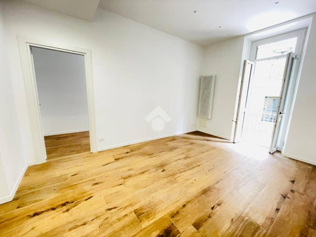 appartamento in vendita a Milano in zona Famagosta