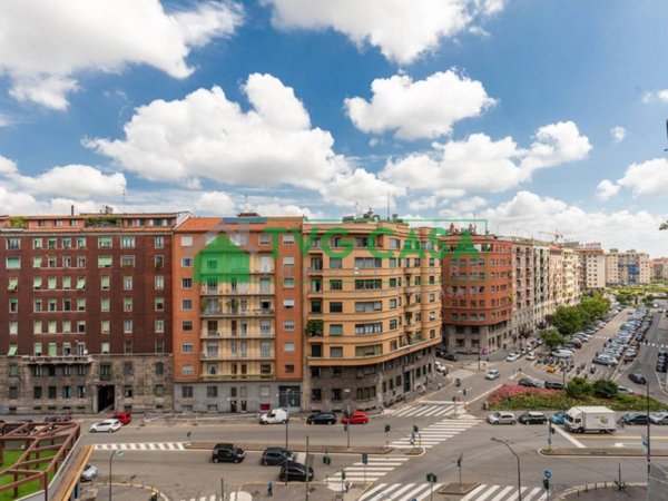 appartamento in vendita a Milano in zona Loreto