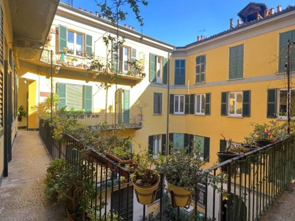 appartamento in vendita a Milano in zona Isola