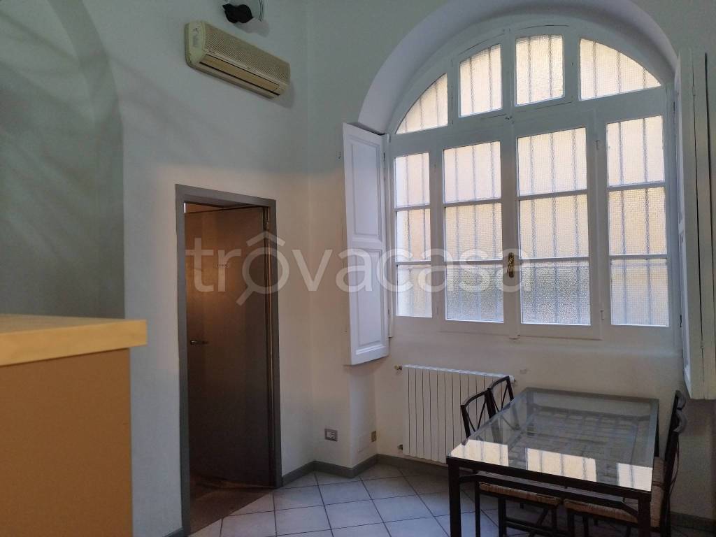 appartamento in vendita a Milano in zona Porta Garibaldi