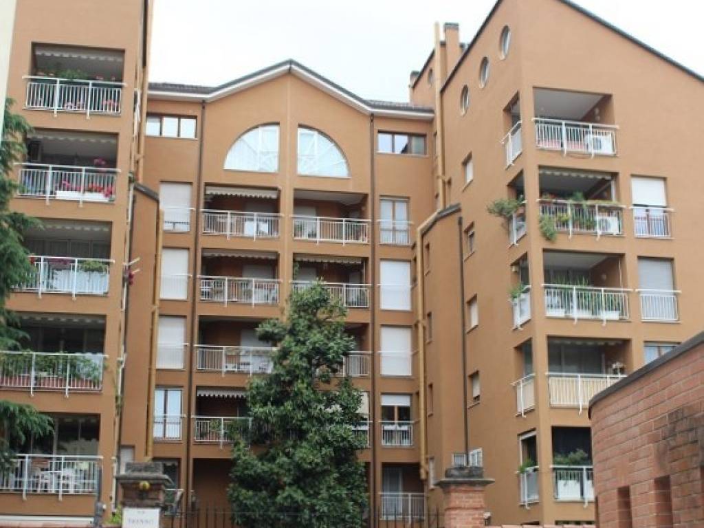 appartamento in vendita a Milano in zona San Siro