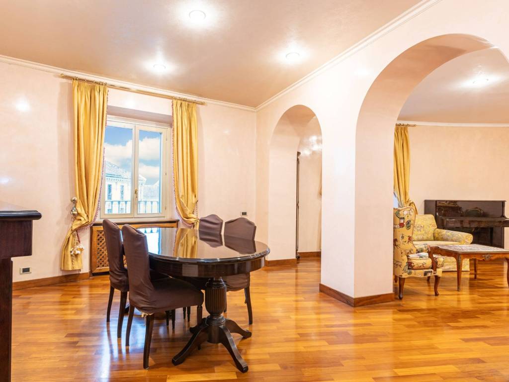 appartamento in vendita a Milano in zona Solari